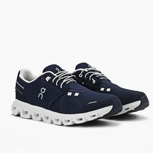 *On Cloud 6 Men’s Sneakers in Midnight & White *** see description